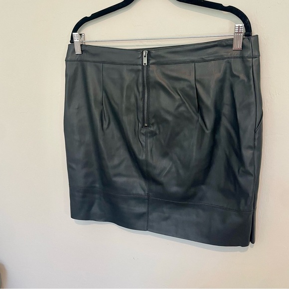 Faux Leather Skirt - Picture 4 of 5